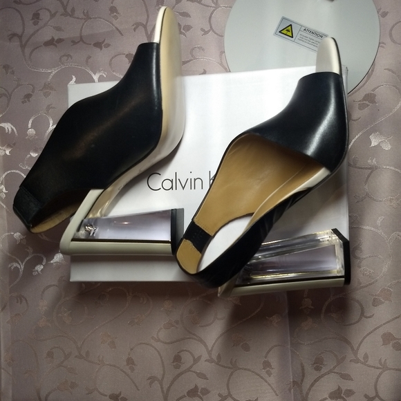 Calvin Klein Shoes - Calvin Klein Linnette Luxor Shoes